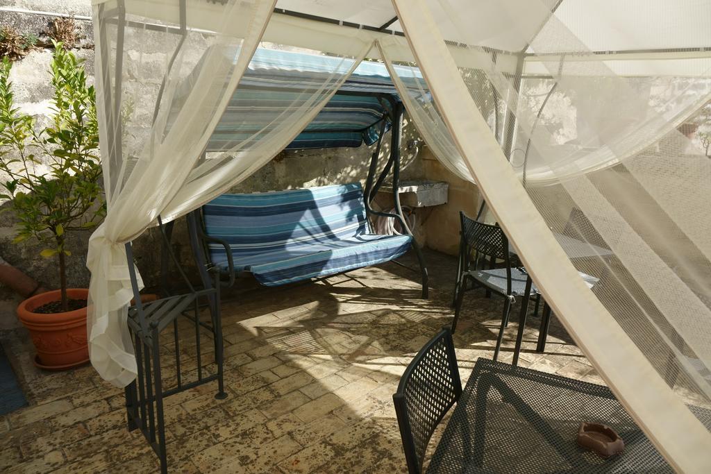 Bed and Breakfast Donna Lina Матера Экстерьер фото